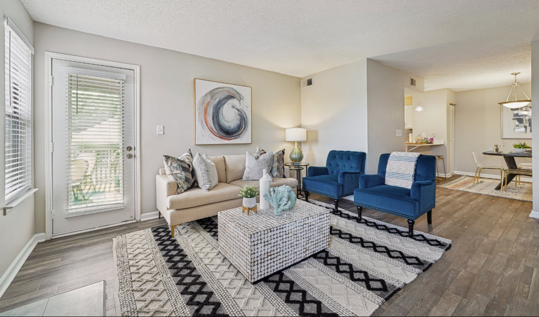 ELEGANT HOMEWOOD LIVING